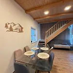 Relax Dum S Koupacim Sudem A Grilem Plzen Feriehus *